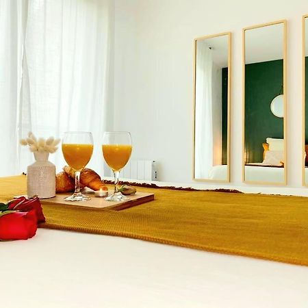 T2 Tres Charmant A Cergy Le Haut A Seulement 2 Min A Pied De La Gare !! Parking Prive Apartment Ngoại thất bức ảnh